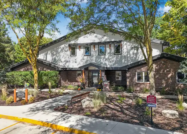 Property at Sun Prairie Apartments - 5901 Vista Dr, West Des Moines, IA, 50266, 1-3 bed, 1-2 bath, [object Object]