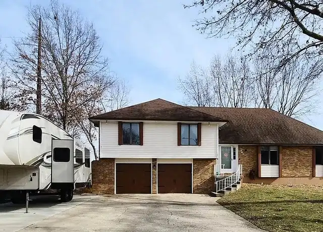 Property at 307 Dawn Dr, Warrensburg, MO, 64093, 5 beds, 3 baths, [object Object]
