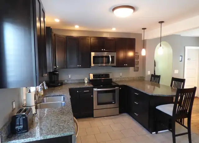 Property at 22 Skillings St, South Portland, ME, 04106, 3 beds, 1 bath, [object Object]
