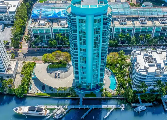 Property at 6000 Indian Creek Dr Unit 25C-3, Miami, FL, 33140, 3 beds, 3.5 baths, [object Object]
