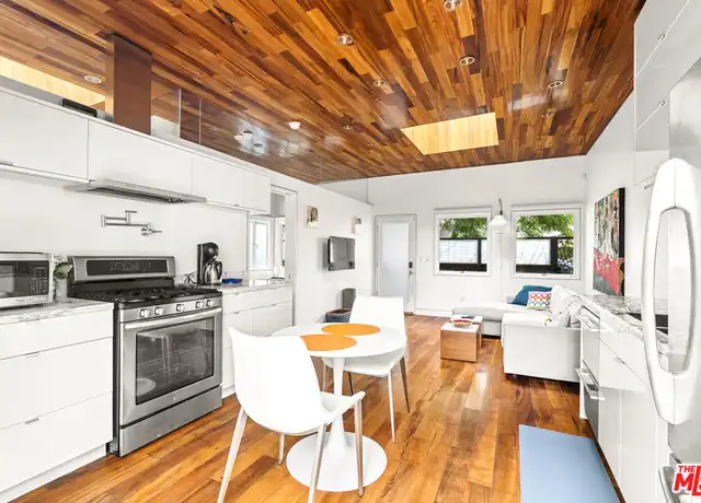 Property at 522 Rialto Ave, Venice, CA, 90291, 1 bed, 1 bath, [object Object]