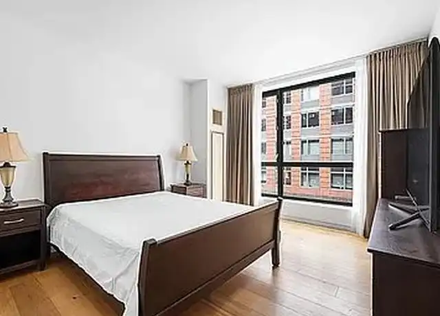 Property at 540 W 28th St Unit 3B, New York, NY, 10001, 2 beds, 2 baths, [object Object]