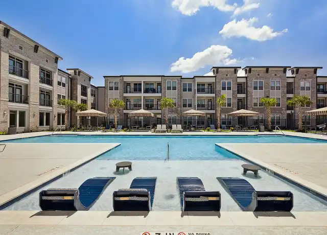 Property at Dakota at Deer Park - 800 W Pasadena Blvd, Deer Park, TX, 77536, 1 bed, 1-1.5 bath, [object Object]