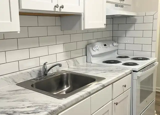 Property at Farmingdale Gardens - 35 W Main St, Farmingdale, NJ, 07727, 1 bed, 1 bath, [object Object]