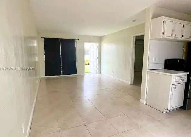 Property at 2730 Taylor St #9, Hollywood, FL, 33020, 1 bed, 1 bath, [object Object]