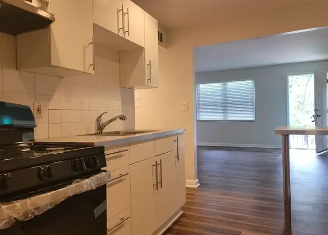 Property at 3193 E Point St Unit 4, Atlanta, GA, 30344, 2 beds, 1 bath, [object Object]