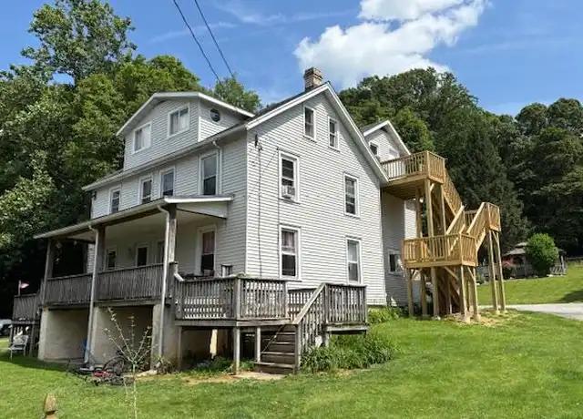 Property at 140 Chestnut Hill Dr, Parkesburg, PA, 19365, 2 beds, 1 bath, [object Object]