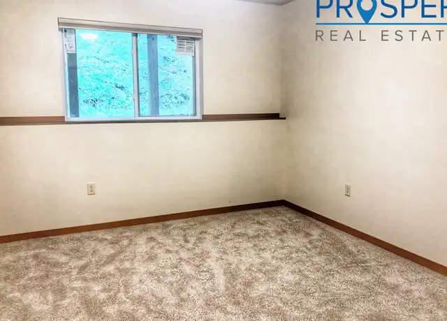 Property at 2865 Western Ave Unit WE2865-B, Eau Claire, WI, 54703, 3 beds, 2 baths, [object Object]