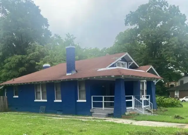 Property at 1048 E McLemore Ave, Memphis, TN, 38106, 4 beds, 2 baths, [object Object]