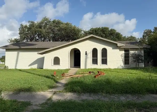 Property at 1817 Brazos Dr, Corpus Christi, TX, 78412, 4 beds, 3 baths, [object Object]