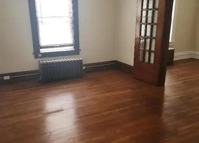 Property at 612 Rex Ave NE, Canton, OH, 44702, 1 bed, 1 bath, [object Object]