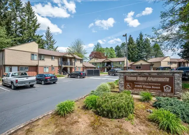 Property at 39501 Evans St, Sandy, OR, 97055, 2 beds, 1 bath, [object Object]
