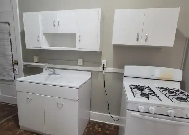 Property at 74 N Belvedere Blvd Unit 1, Memphis, TN, 38104, 1 bed, 1 bath, [object Object]