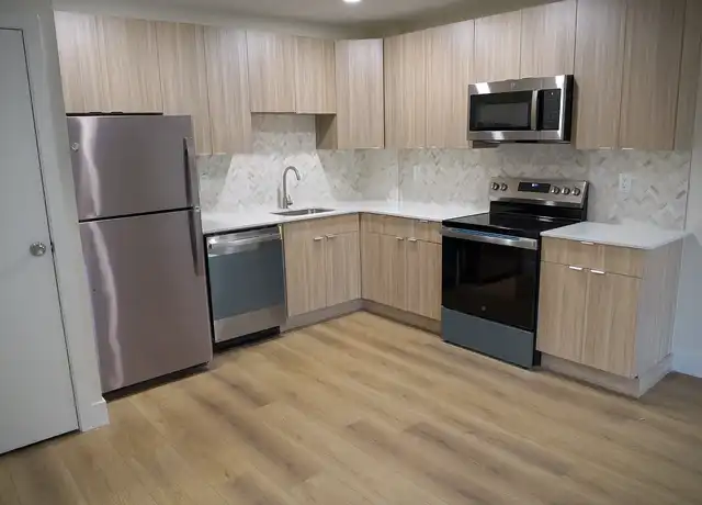 Property at Drexeline Apartments - 4980 State Rd, Drexel Hill, PA, 19026, 0-1 beds, 1 bath, [object Object]