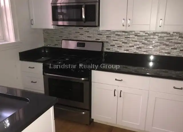 Property at 1452 Oak Ave Unit 3S, Evanston, IL, 60201, 2 beds, 1 bath, [object Object]