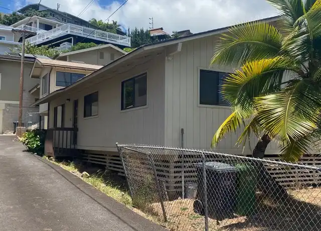 Property at 4046 Keanu St, Honolulu, HI, 96816, 4 beds, 2 baths, [object Object]