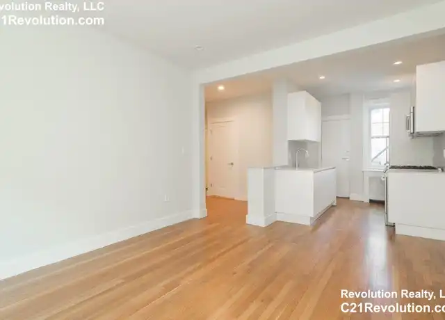 Property at 19A Forest St Unit 01, Cambridge, MA, 02140, 1 bed, 1 bath, [object Object]