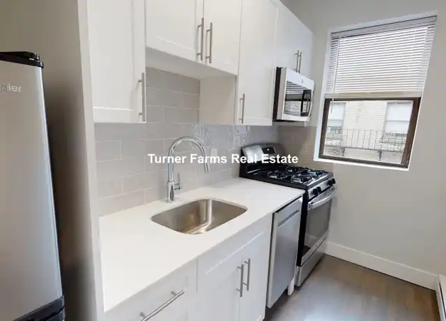 Property at 81 Park Dr Unit 25, Boston, MA, 02215, 2 beds, 1 bath, [object Object]