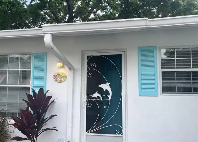 Property at 514 NW Stuart Ave, Stuart, FL, 34994, 3 beds, 2 baths, [object Object]