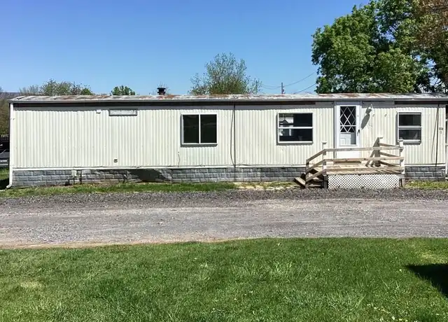 Property at 1085 Lincoln Way W Unit 1085 6, Chambersburg, PA, 17202, 2 beds, 1 bath, [object Object]
