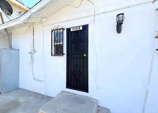 Property at 950 Clela Ave, Los Angeles, CA, 90022, 1 bed, 1 bath, [object Object]