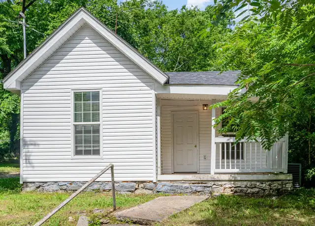 Property at 1018 Bridge St, Columbia, TN, 38401, 3 beds, 1 bath, [object Object]