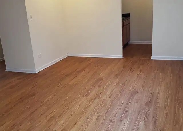 Property at 6000 N Kenmore Ave #106, Chicago, IL, 60660, 2 beds, 1 bath, [object Object]