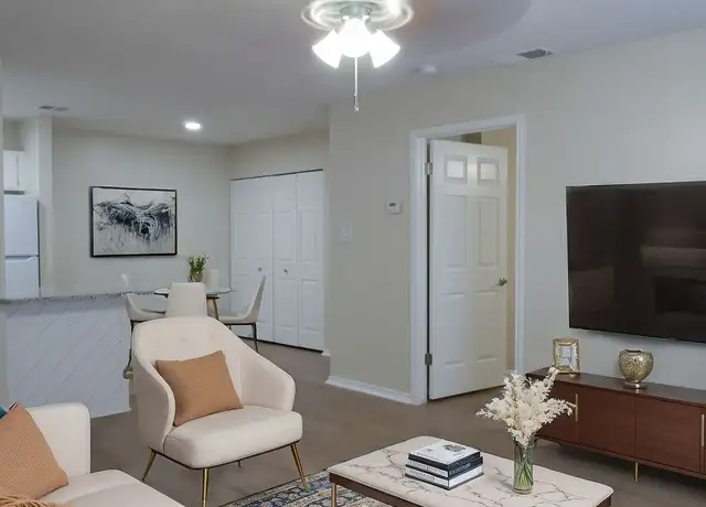 Photo of 2321 E Common St, New Braunfels, TX 78130