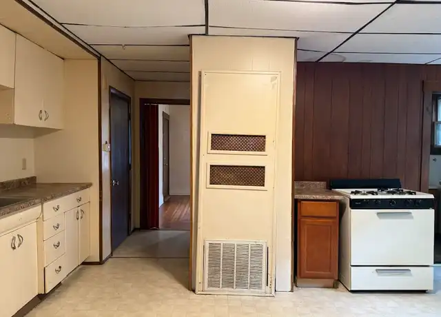 Property at 256 Whipple St Unit 1N, Fall River, MA, 02721, 2 beds, 1 bath, [object Object]