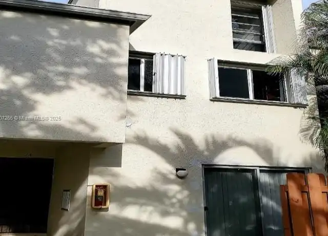 Property at 1914 SW 17th Ave #24, Miami, FL, 33145, 2 beds, 1.5 baths, [object Object]