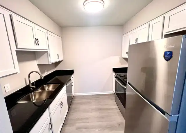 Property at Breeze Apartments - 75 Nightingale Ln, Gulf Breeze, FL, 32561, 2 beds, 1.5 baths, [object Object]