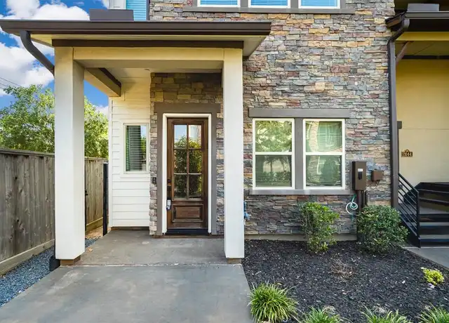 Property at 2640 Fountain Key Blvd, Houston, TX, 77008, 3 beds, 3.5 baths, [object Object]