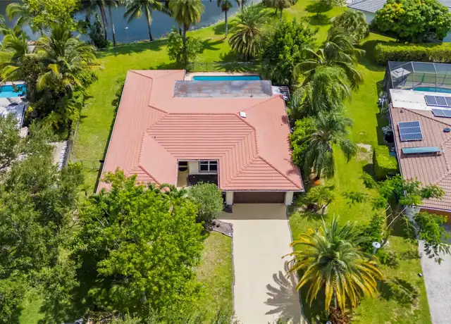 Property at 8592 NW 7th St, Coral Springs, FL, 33071, 4 beds, 2 baths, [object Object]