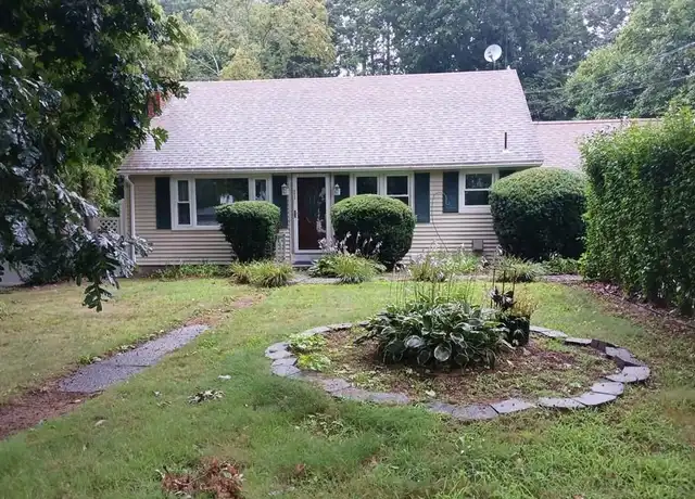 Property at 21 Maple Rd, Quaker Hill, CT, 06375, 4 beds, 2 baths, [object Object]