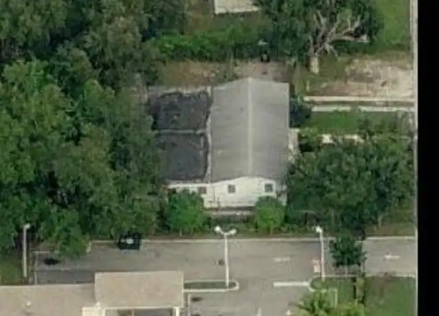 Property at 7776 NW 12th Ave Unit C, Miami, FL, 33150, 3 beds, 1 bath, [object Object]