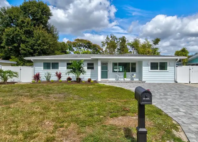 Property at 2641 Martin St, Sarasota, FL, 34237, 3 beds, 2 baths, [object Object]