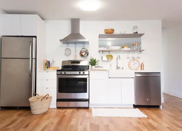 Property at 1325 Sutherland St Unit 03, Los Angeles, CA, 90026, 3 beds, 2 baths, [object Object]