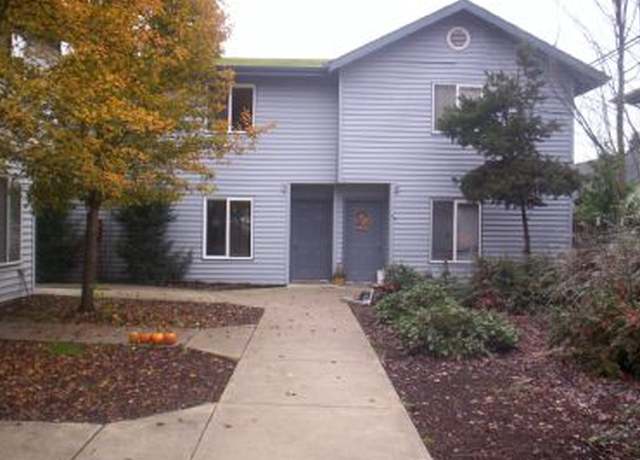 Photo of 1251 R St Unit 2, Springfield, OR 97477