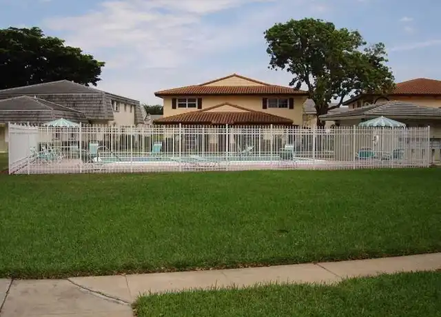 Property at 8833 NW 28th Dr Unit 2-2, Coral Springs, FL, 33065, 2 beds, 1.5 baths, [object Object]