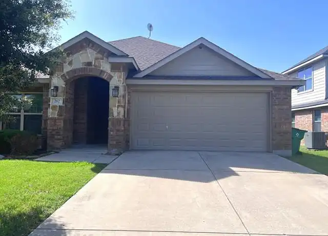 Property at 202 Valley View Dr, Waxahachie, TX, 75167, 3 beds, 2 baths, [object Object]