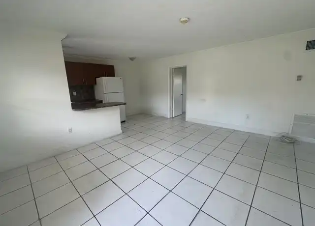 Property at 3802 SW 78th Ct Unit A, Miami, FL, 33155, 1 bed, 1 bath, [object Object]