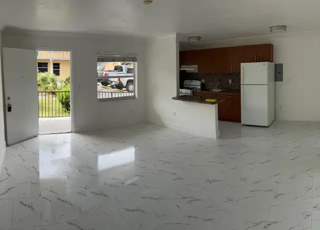 Property at 3802 SW 78th Ct Unit A, Miami, FL, 33155, 1 bed, 1 bath, [object Object]