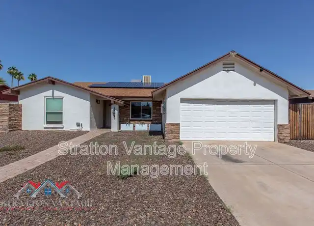 Property at 17621 N 19th Dr, Phoenix, AZ, 85023, 4 beds, 2 baths, [object Object]