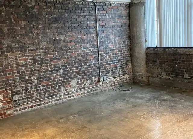 Property at 110 10th St Unit 110-409, Des Moines, IA, 50309, 1 bed, 1 bath, [object Object]