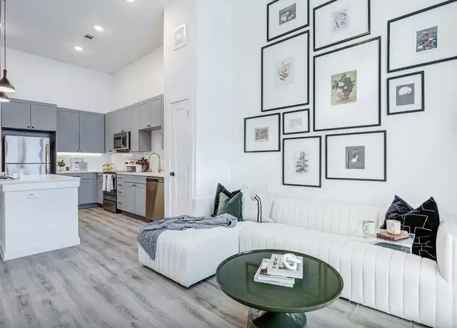 Property at 4714 S Congress Ave, Austin, TX, 78745, 1 bed, 1 bath, [object Object]