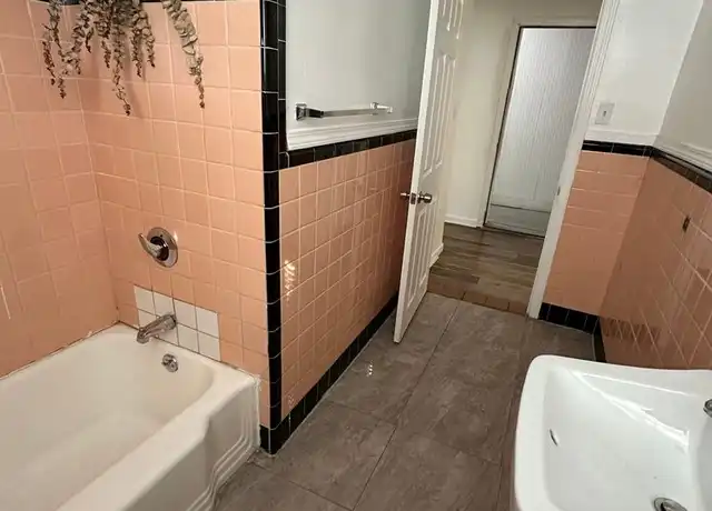 Property at 13725 La Salle Blvd Unit B2, Detroit, MI, 48238, 1 bed, 1 bath, [object Object]