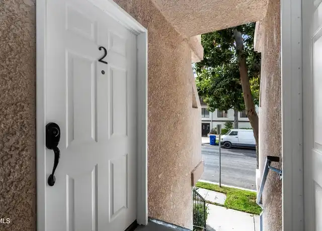 Property at 4500 Murietta Ave #2, Sherman Oaks, CA, 91423, 1 bed, 1 bath, [object Object]