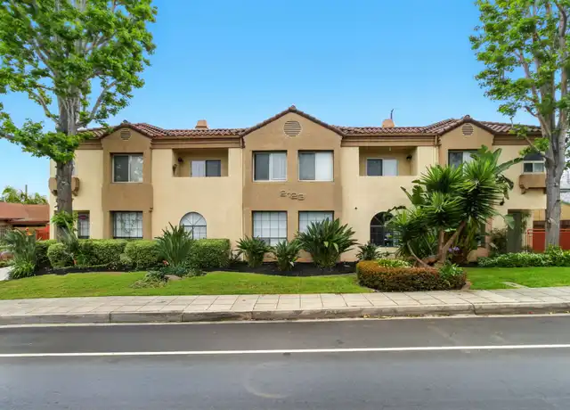 Property at 2123 Garnet Ave Unit 2, San Diego, CA, 92109, 2 beds, 1.5 baths, [object Object]