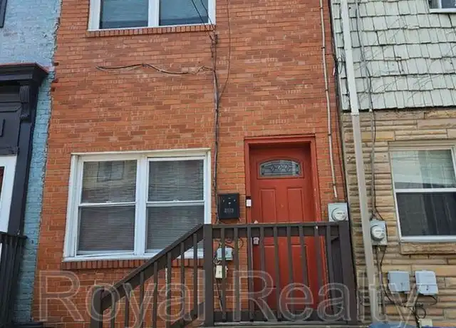 Property at 2332 Fox Way, Pittsburgh, PA, 15203, 3 beds, 1.5 baths, [object Object]