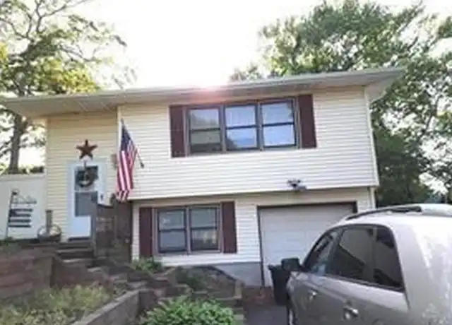 Property at 44 Rosewood Rd, Rocky Point, NY, 11778, 3 beds, 1 bath, [object Object]